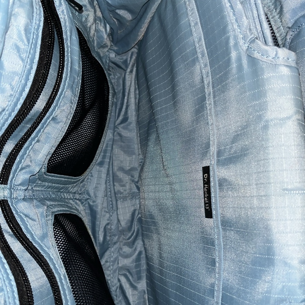 Crumpler Dr Henkel 13” messenger bag - Picture 5 of 12